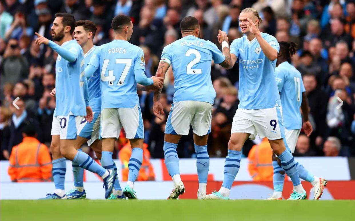 球员抢断后反击一条龙