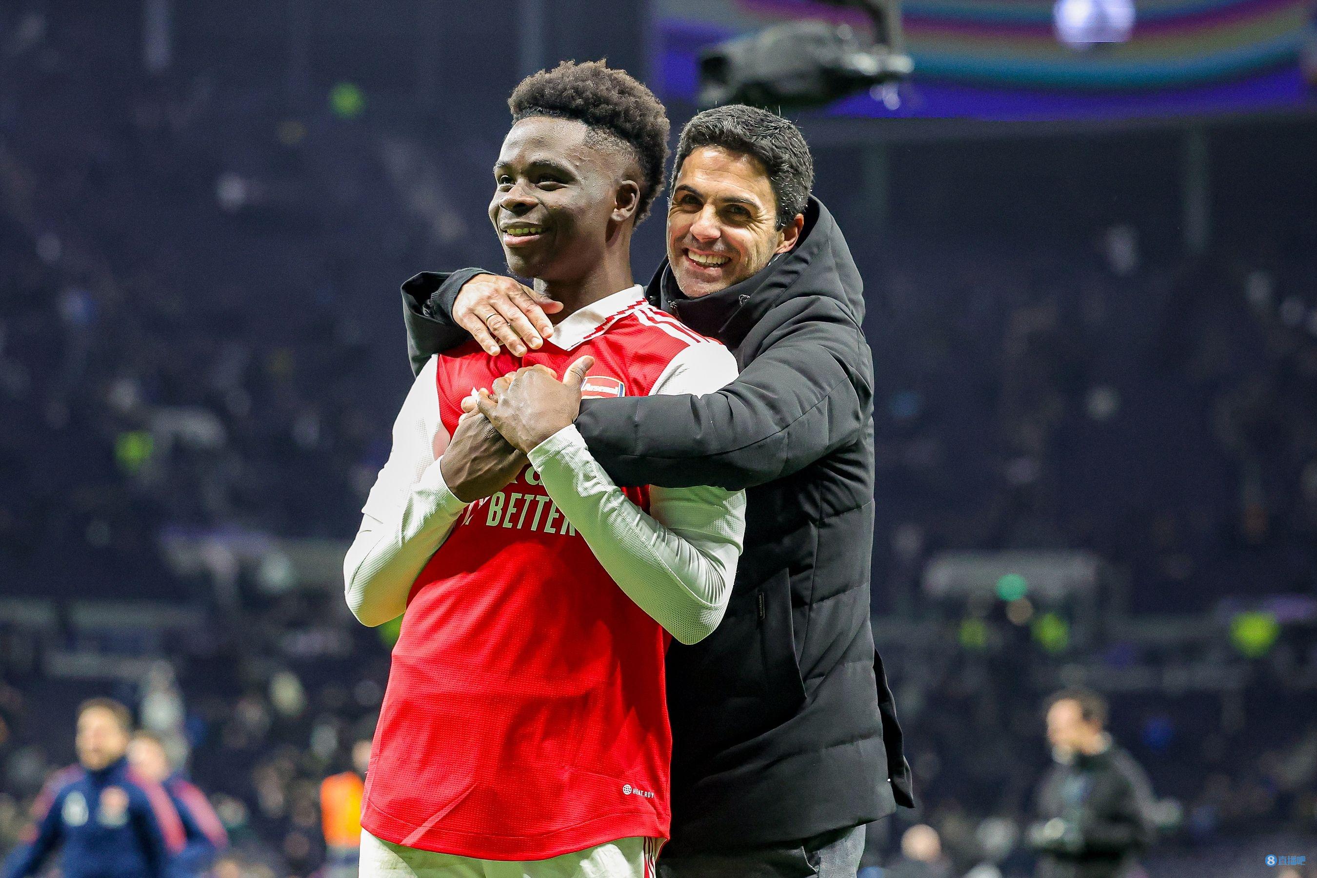 斯基拉：德佬计划与孔蒂加薪续约，并希望他长期留任（斯基拉：德佬欲与孔蒂涨薪续约，盼其长期留任）