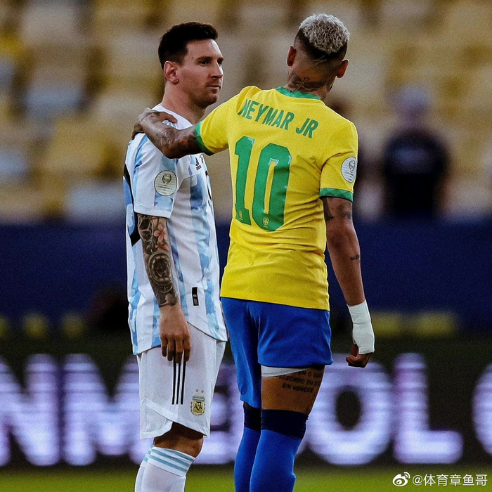 弗兰克：为西蒙斯红牌上诉没意义 罗梅罗充满激情可能会少些冷静（弗兰克：西蒙斯红牌不值得申诉，罗梅罗激情有余冷静不足）