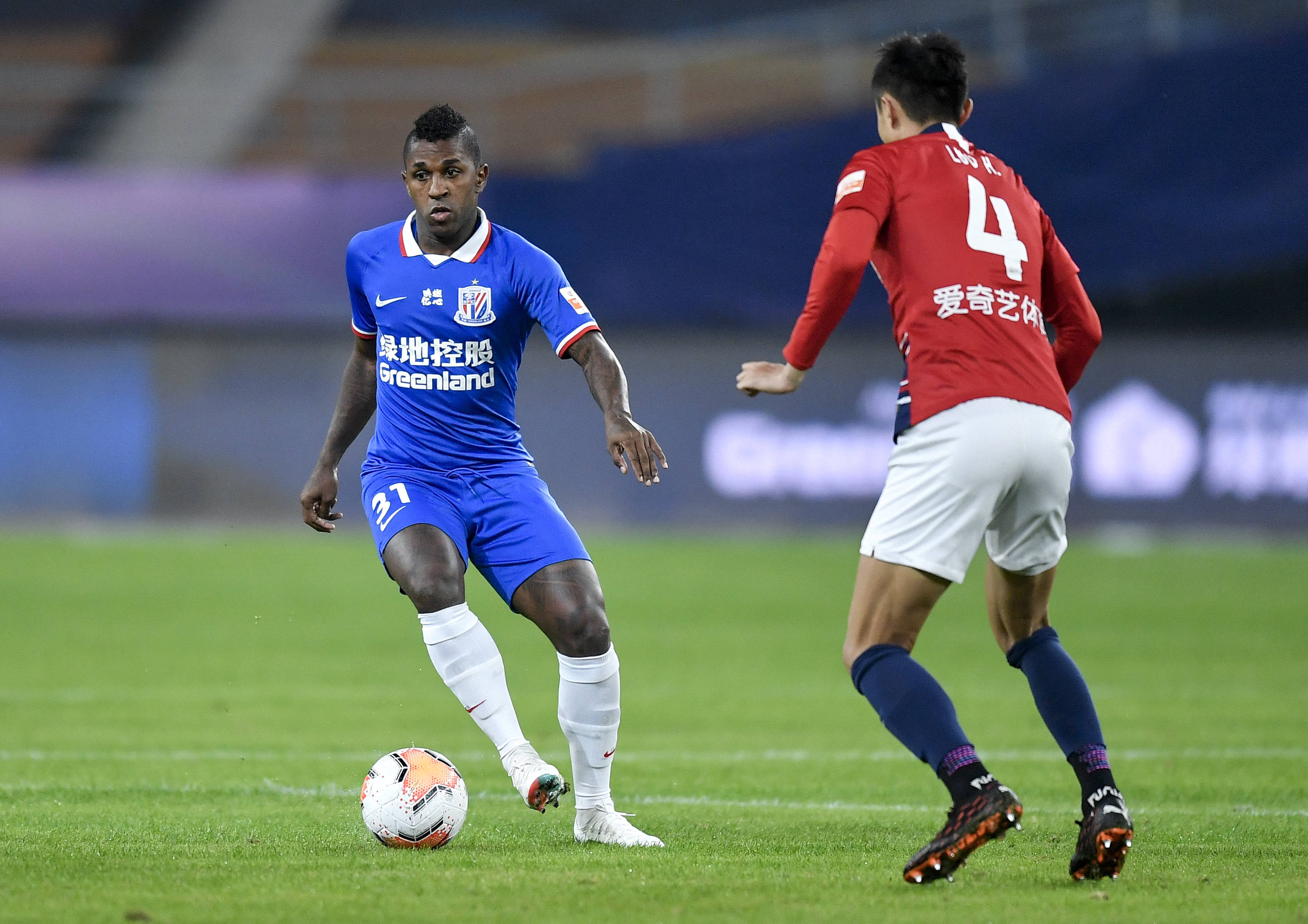 官方：费内巴切签下前狼队后卫塞梅多，双方签约两年