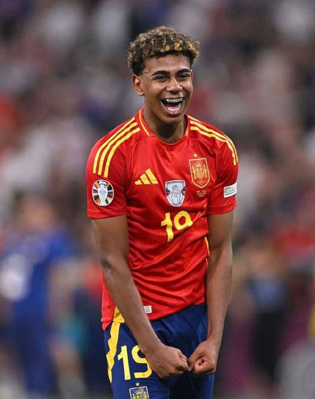 贝尔戈米：看看那不勒斯有多少人缺阵，如今他们比上赛季更强