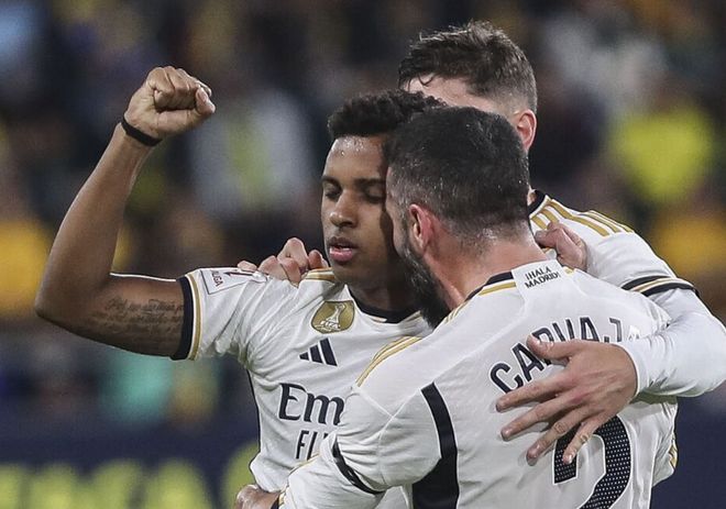 阿斯报预测巴萨首发：克里斯滕森左边卫、拉菲左路、莱万突前