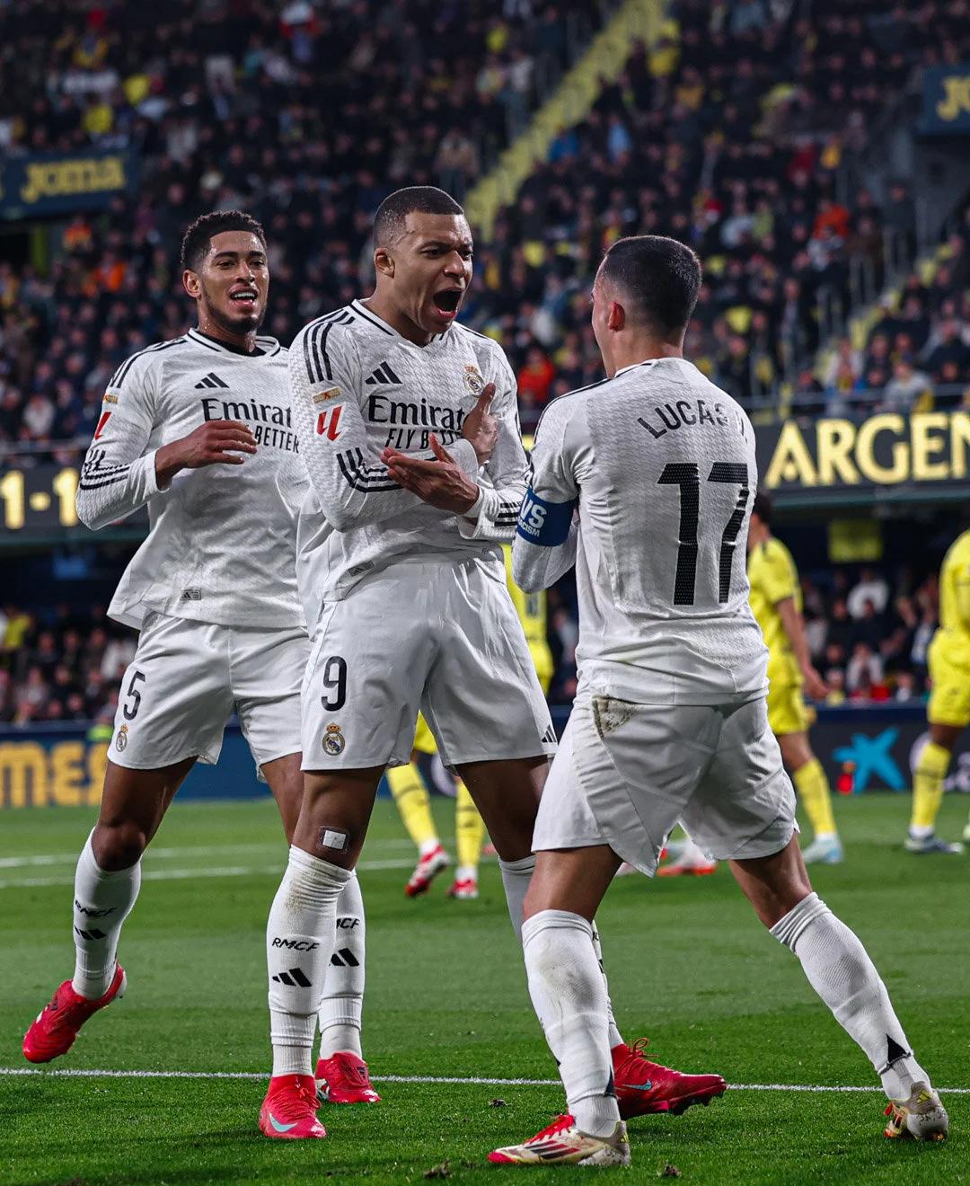 天空：切尔西正在尝试引进罗克，曼联也对球员有意（天空体育：切尔西欲签罗克，曼联亦感兴趣）