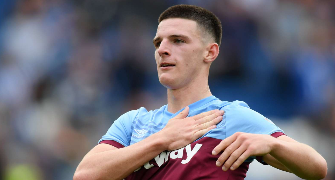 对阵尼斯首开记录，奥巴梅扬解锁职业生涯400球里程碑（奥巴梅扬对尼斯先拔头筹，生涯400球里程碑达成）