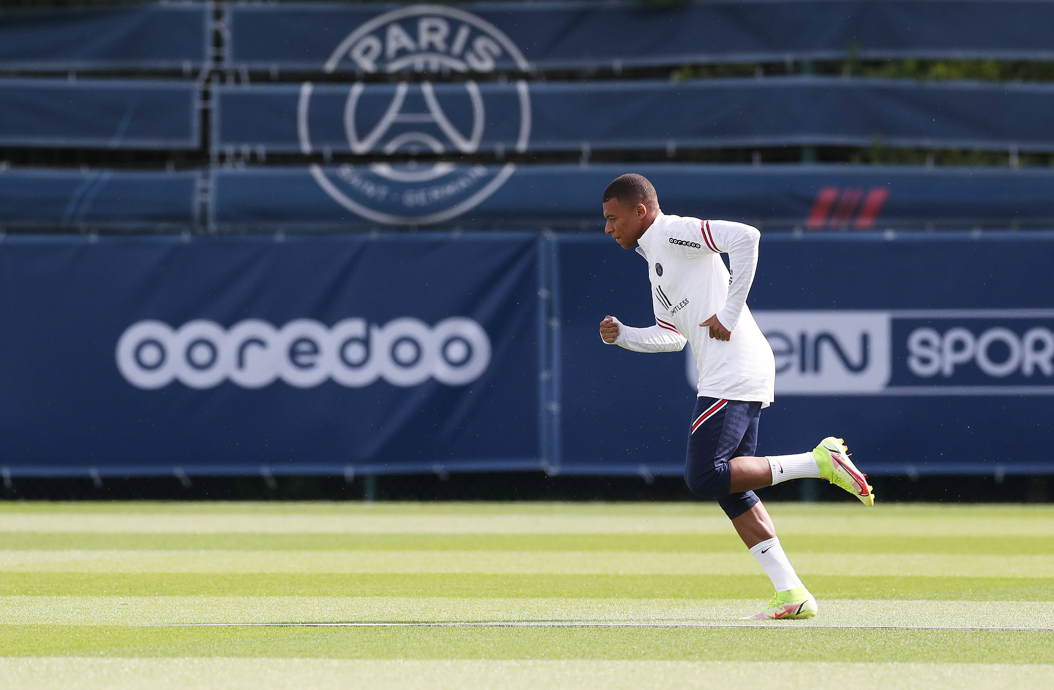 马卡：皇马患有“姆巴佩依赖症”，进攻模式重复且单一