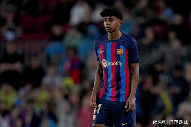 杨瀚森本周飞行距离高达13791公里，在飞机上度过了近27小时