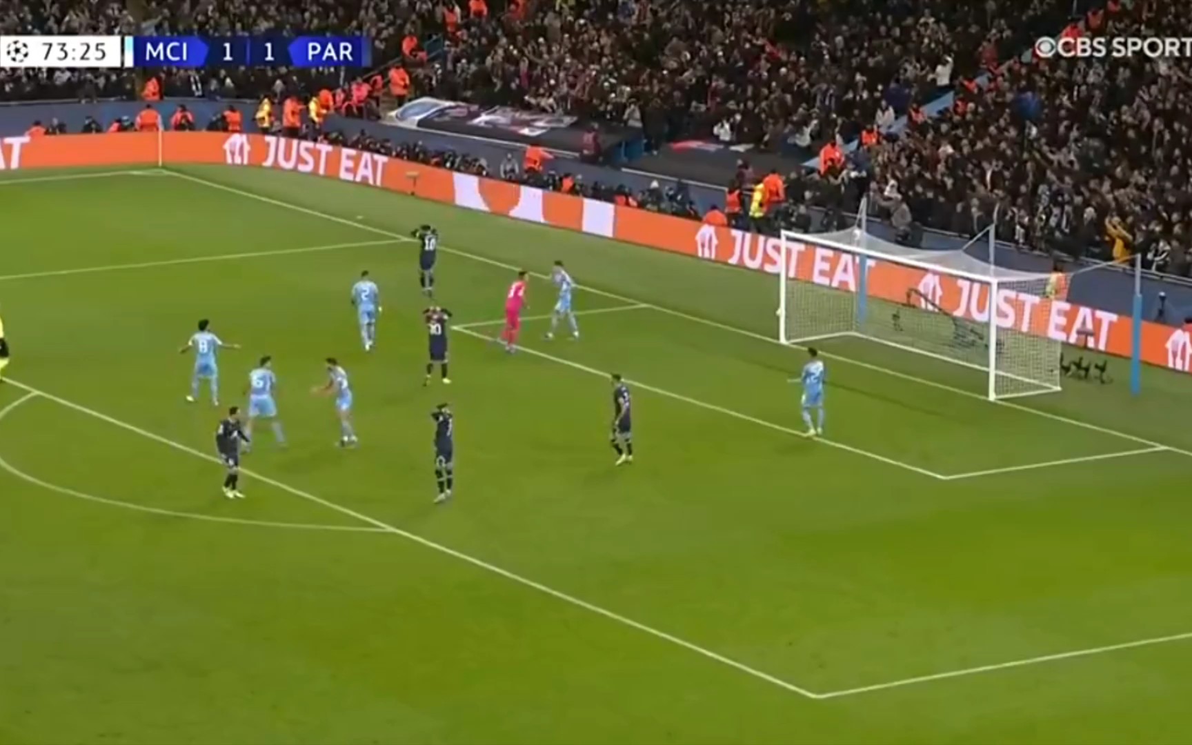 德天空：切尔西仍未正式报价西蒙斯，莱比锡坚持7000万欧要价