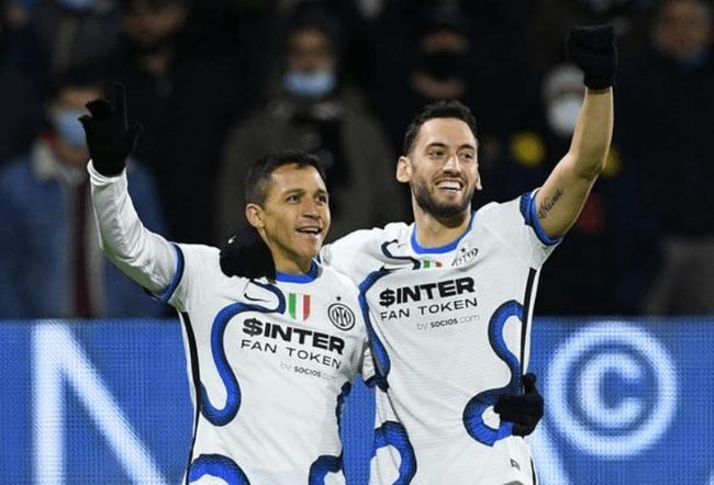 比利亚雷亚尔欧冠六场1平5负排倒数第二，但在西甲暂列第三位（比利亚雷亚尔欧冠6战1平5负居倒数第二，西甲却暂列第三位）