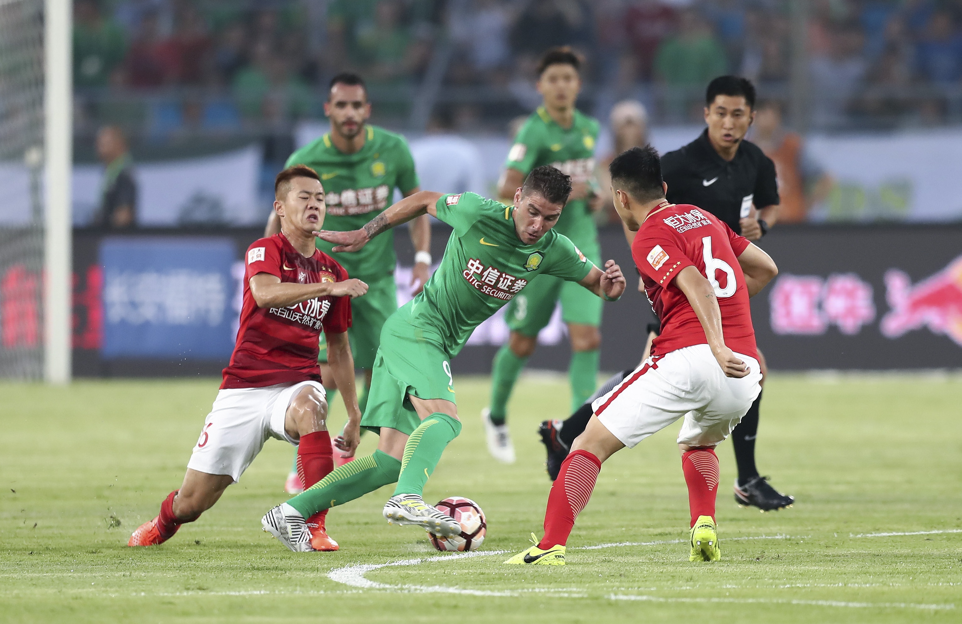 官方：波兰16岁门将武平斯基加盟阿森纳，签约两年